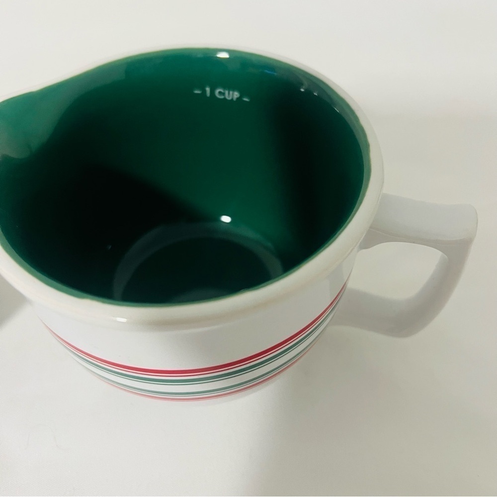 Chantal Ceramic Measuring Cups 3 Piece Set Green/White 1 Cup, 1/2 Cup, 1/4 Cup - Picture 5 of 8
